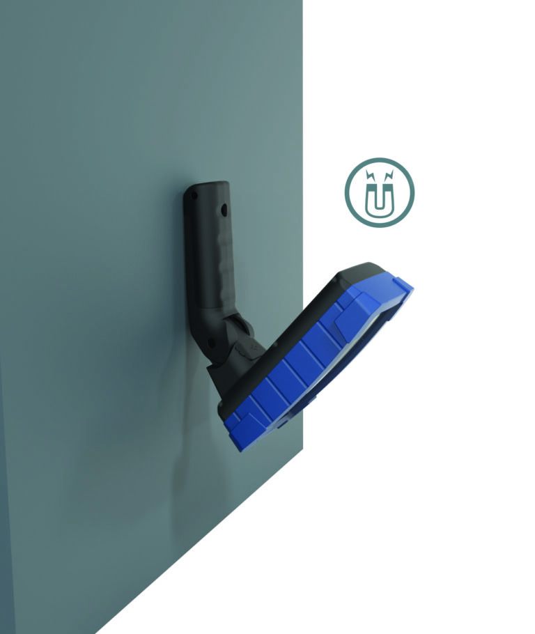 03.5620-star-with-magnet-on-wall-1 03.5620-star-with-magnet-on-wall-1